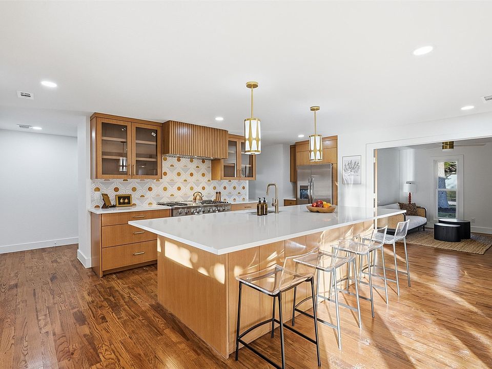 1st image of 4007 Echo Glen Dr