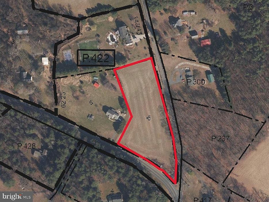 2nd image of 3702 Old Federal Hill Rd