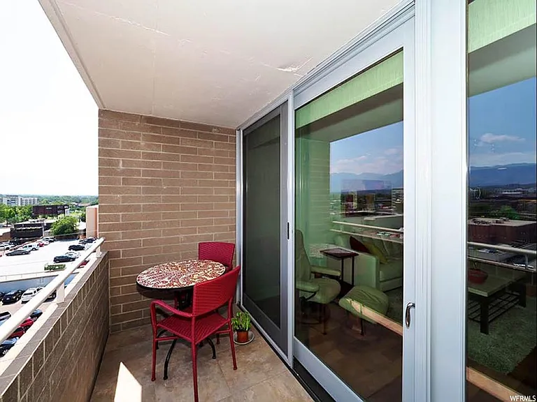 230 E Broadway St #804 — Photo 17
