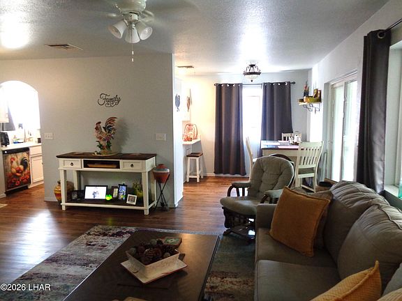 5th image of 3605 N Skylark Rd