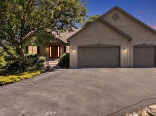 21604 W Bonnie LANE, Lannon, WI 53046