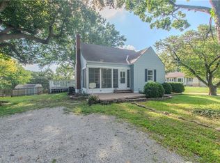 13215 13th St, Grandview, MO 64030