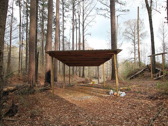 5th image of 1187 Webster Bluff Rd