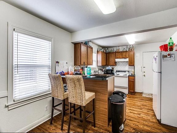 2nd image of 3327 S University Dr