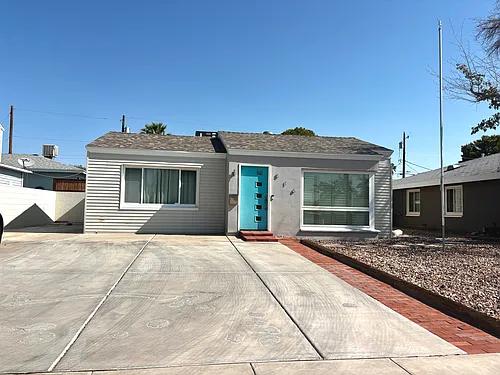 816 8th St Photo 1