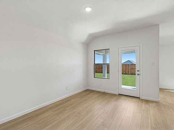 5th image of 3820 Prairie Chapel Rd