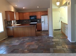 2872 Porter Ridge Rd, Lincoln, NE 68516