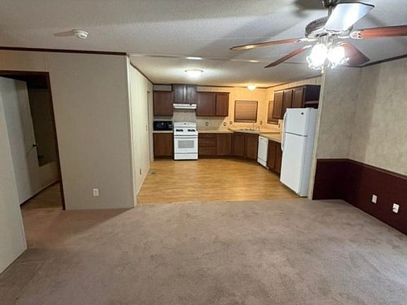 2nd image of 2900 Grand Ave Lot 140