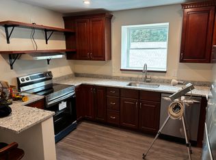 72 Charles St #2, Whitman, MA 02382