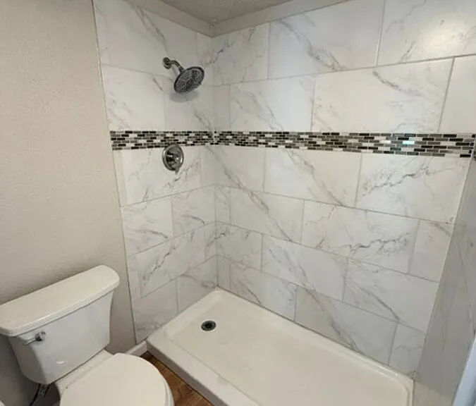 815 Cedar Oaks Ln — Photo 16