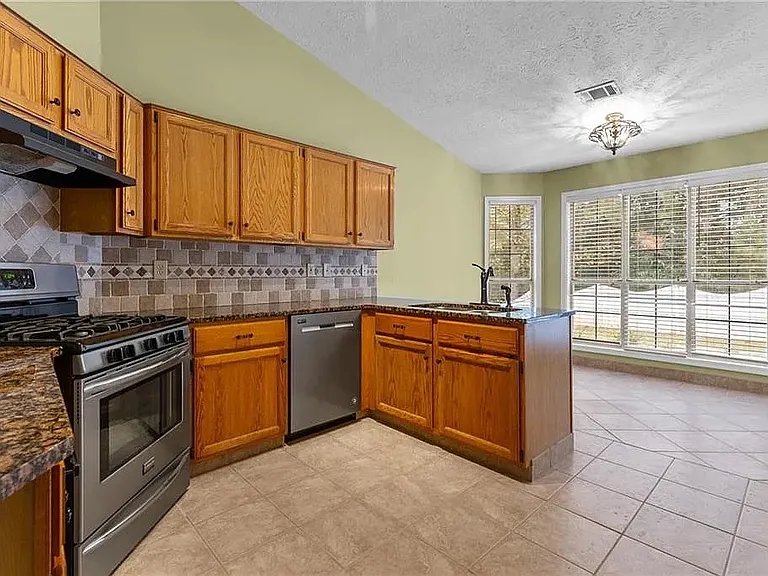 760 Trellis Pond Ct #4 — Photo 17