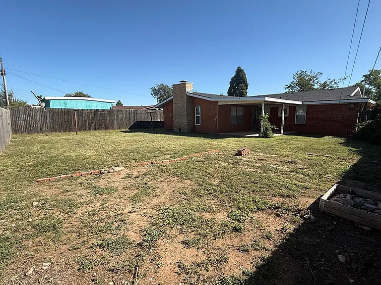 4425 Conley Ave — Photo 11