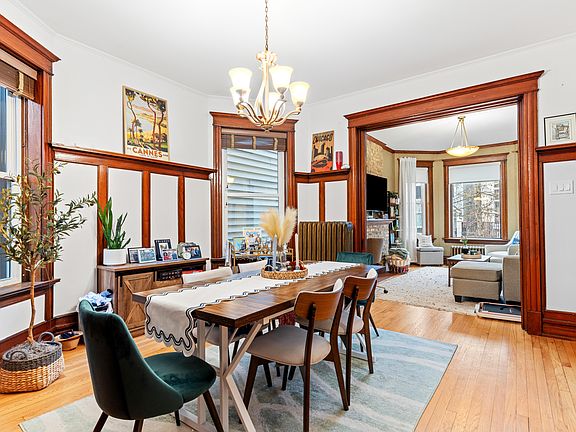 5th image of 3751 N Kenmore Ave #1