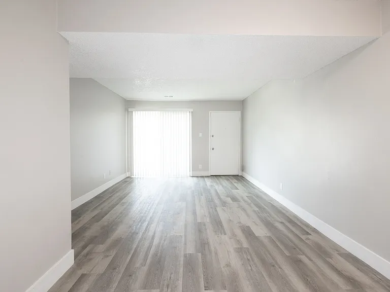 Parkview Apartments — Photo 16