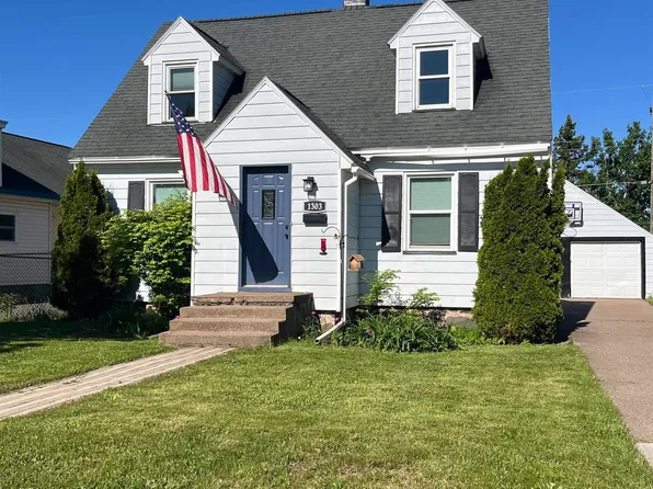 1303 N 2nd St, Ishpeming, MI 49849