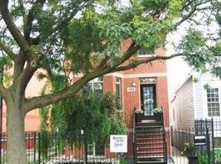 1749 N Washtenaw Ave, Chicago, IL 60647