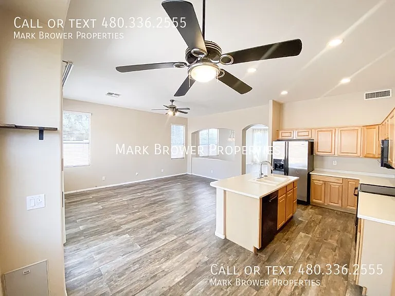 3918 E Juanita Ave — Photo 6