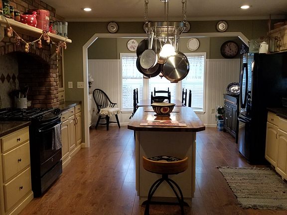 View to right of entry