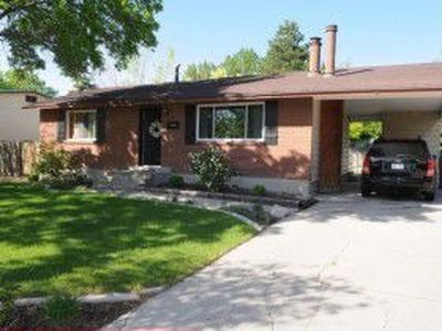 6738 S Dixie Dr, West Jordan, UT, 84084