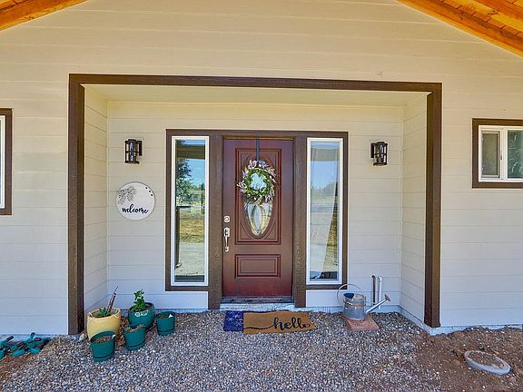3rd image of 11921 Sheldon Lake Dr