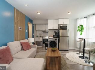 2135 Walnut St APT 301, Philadelphia, PA 19103