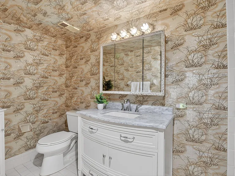23345 Carolwood Ln #205 — Photo 19