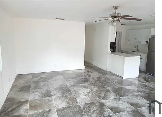 812 SW 13th St — Photo 8