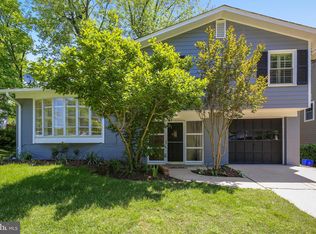 8607 Ewing Dr, Bethesda, MD 20817