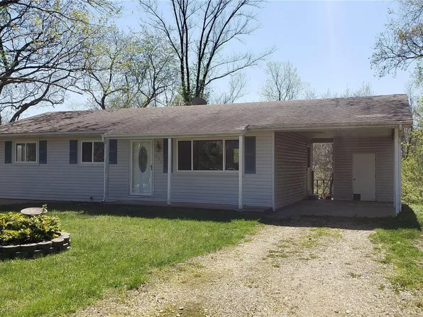 450 Hillcrest Dr, Bourbon, MO 65441