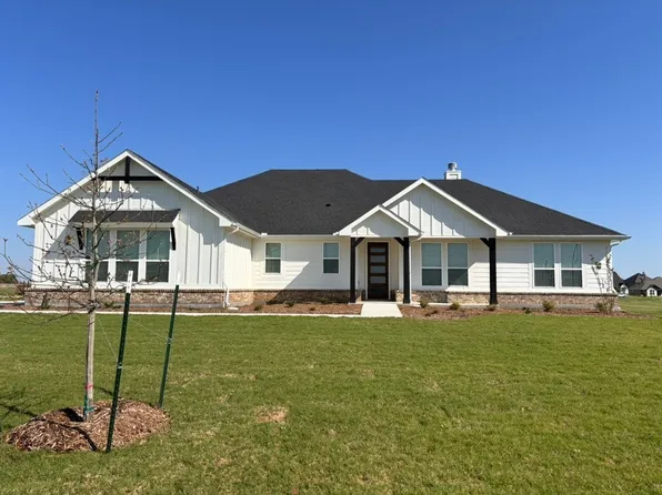 154 Snowy Owl Trl, Rhome, TX 76078
