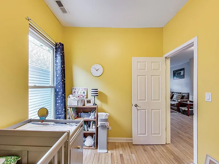 3618 W Dickens Ave #2 — Photo 8