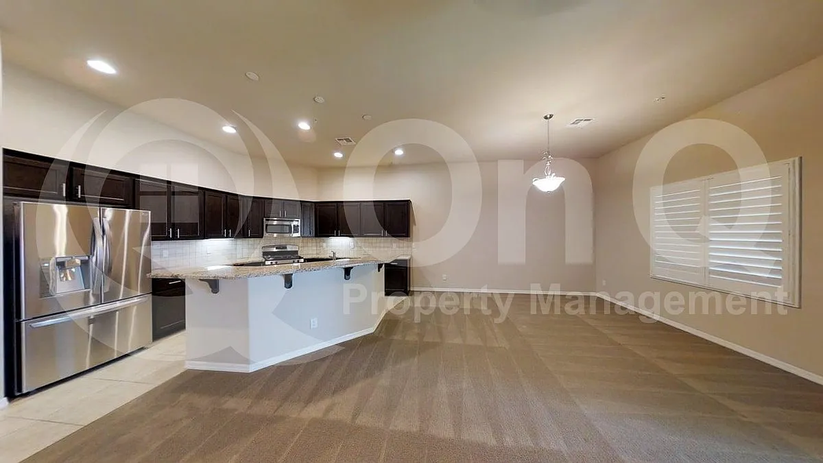 3 bed, 2.0 bath, 1950 sqft, $2,400 — Photo 1