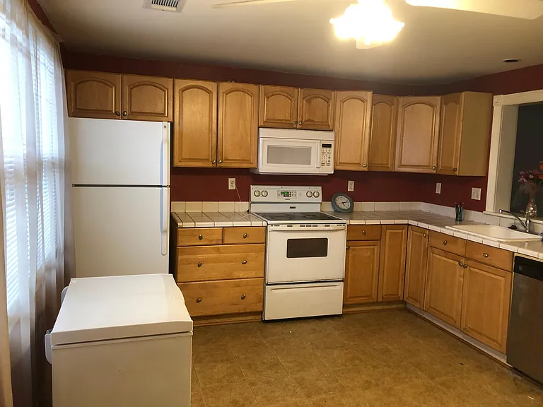 11700 Rosearbor Ct — Photo 23