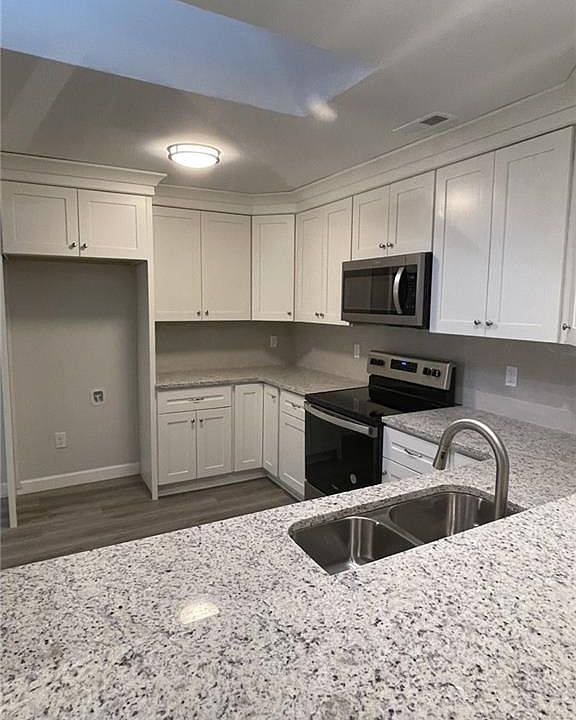 1120 Mill Lake Quarter, Chesapeake, VA 23320 Zillow