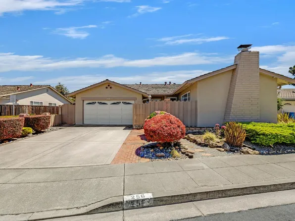 256 Avocet Ct, Foster City, CA 94404