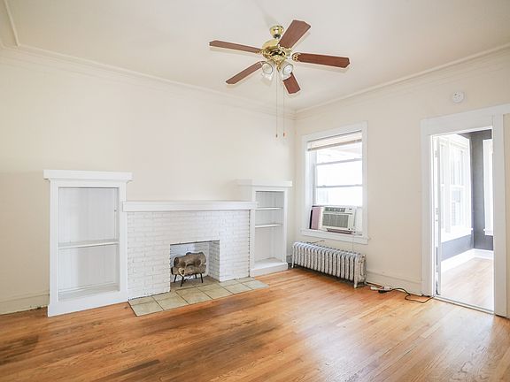 3rd image of 4404 N Magnolia Ave APT 420