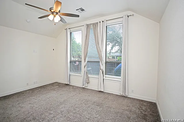 1438 Oaklawn Dr — Photo 32