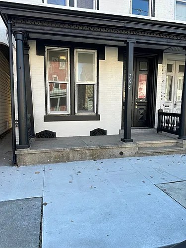 708 Walnut St #1 Photo 1