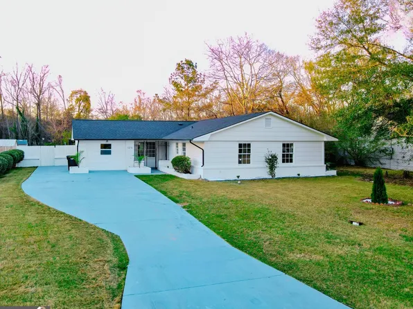 1216 Woodburn Ct, Columbus, GA 31907