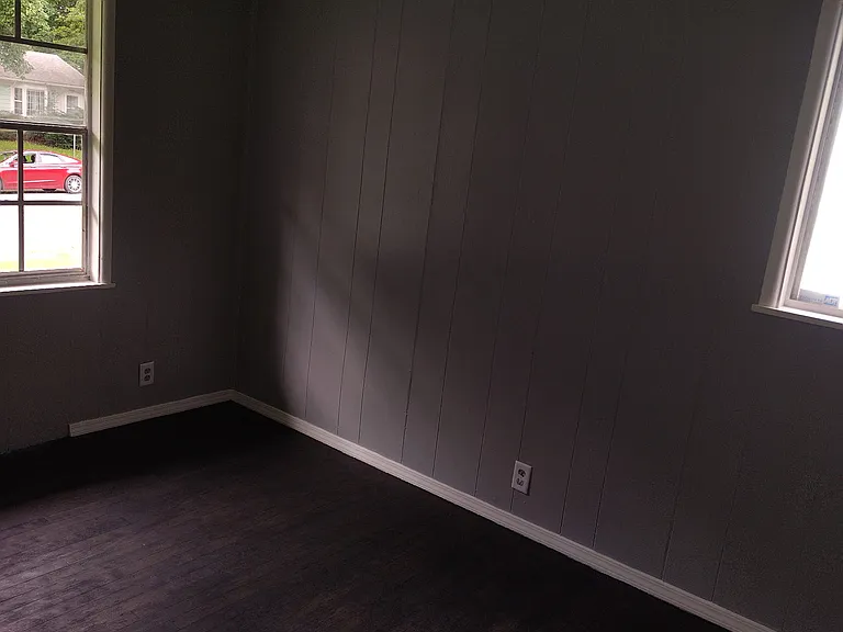 910 Holiday Dr — Photo 11