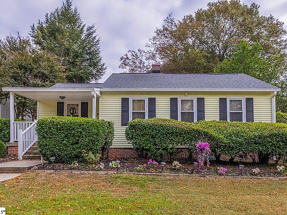 3rd image of 117 Cammer Ave