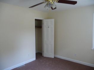 5 Marblehead Dr, Saint Louis, MO 63144