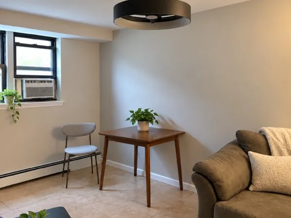 65 W Broadway APT 7G, Long Beach, NY 11561