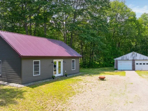 515 Gardiner Road, Whitefield, ME 04353