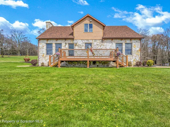 5955 State Route 247, Clifford Township, PA 18421