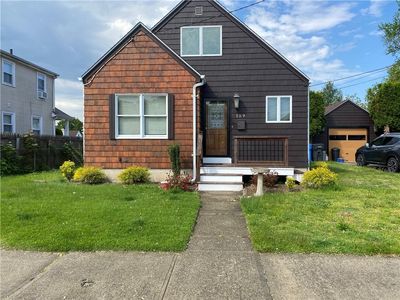 159 Crescent Ave, Cranston, RI, 02910