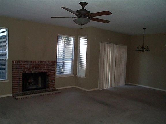 3rd image of 106 Grantham Ct