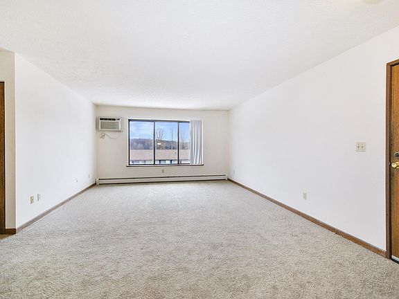 2nd image of 1133 Michigan Ave E APT 13