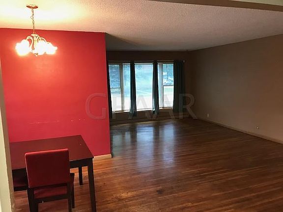 2nd image of 2322 9th Ave N