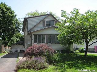 61 Surrey Rd, Rochester, NY 14616